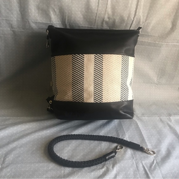 BEIS Bags Beis Limited Edition Convertible Backpack In Natural